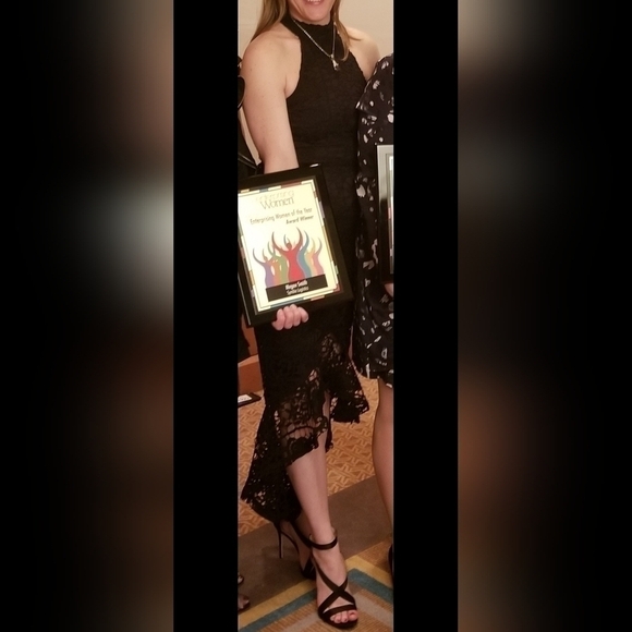 Missguided Lace Halterneck Fishtail Midi Dress in Black - Picture 2 of 5